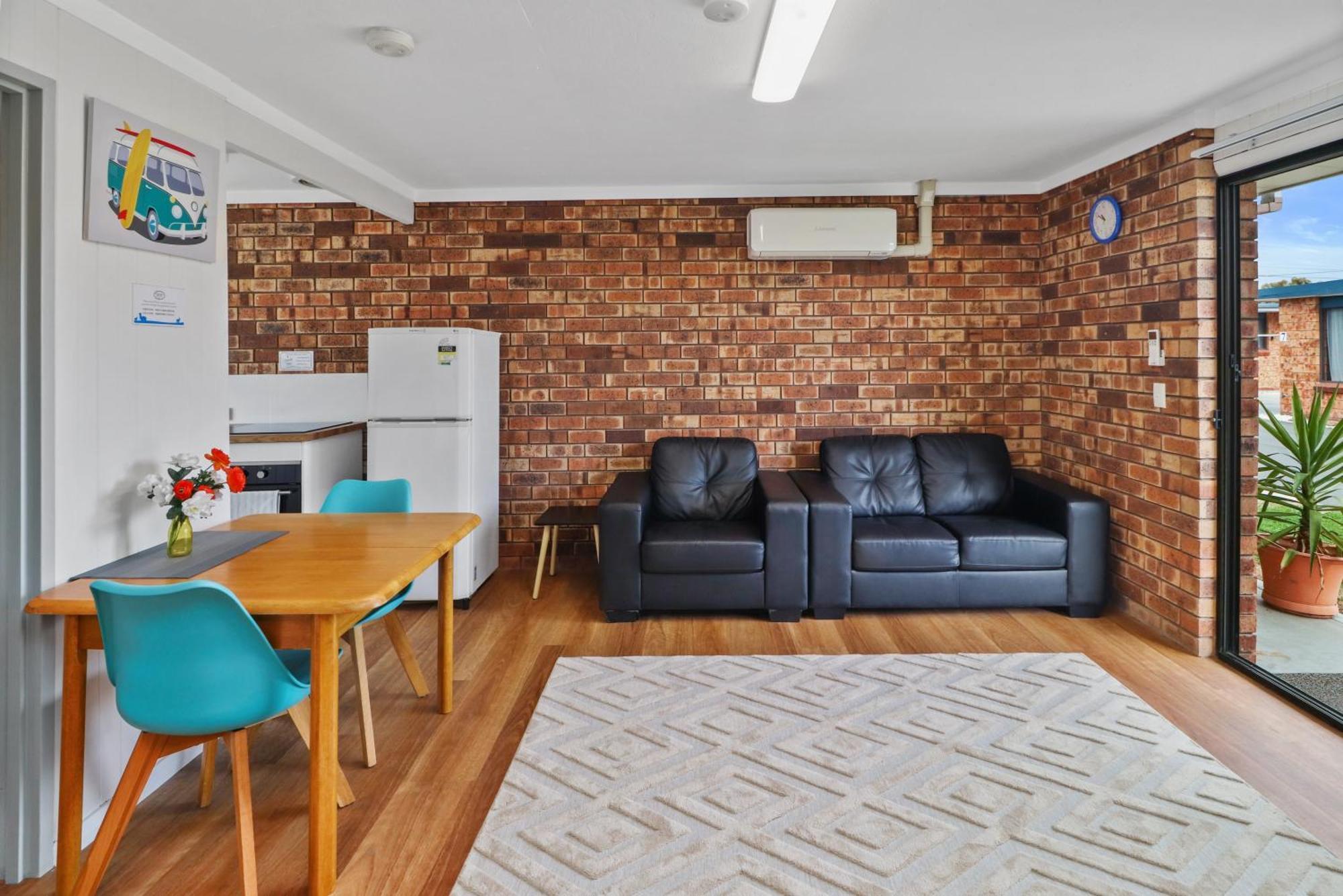 Kellraine Units Apartment